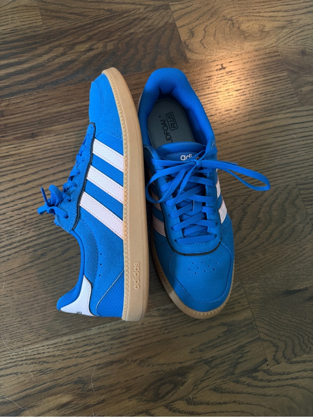 adidas Blue Sneakers with pink Stripes